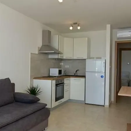 Apartments Bilobrk Trogir Exterior photo