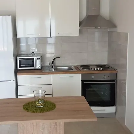 Apartments Bilobrk Trogir Exterior photo
