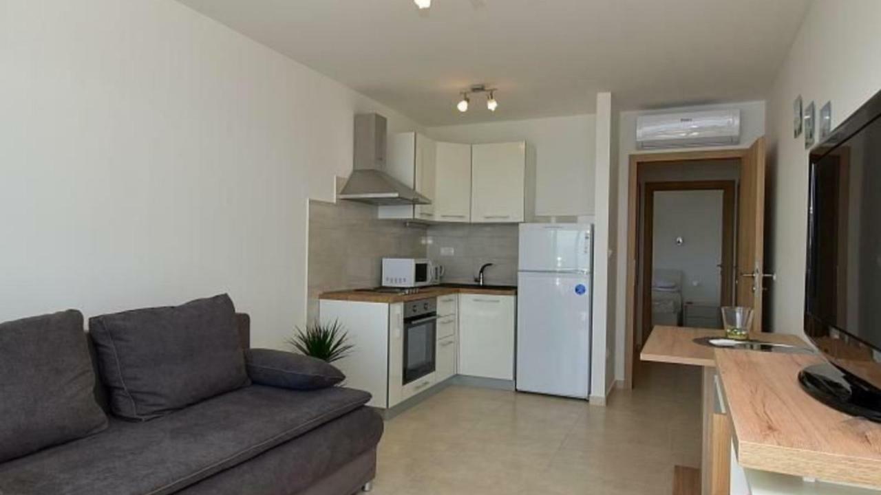 Bilobrk Apartment Trogir